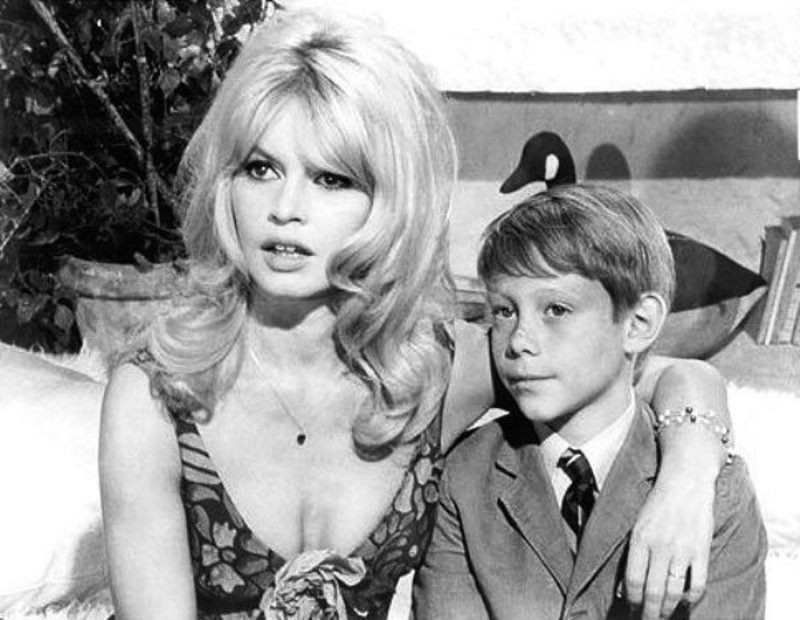 À 65 ans, le fils unique de Brigitte Bardot mène une existence étonnamment discrète et épanouie