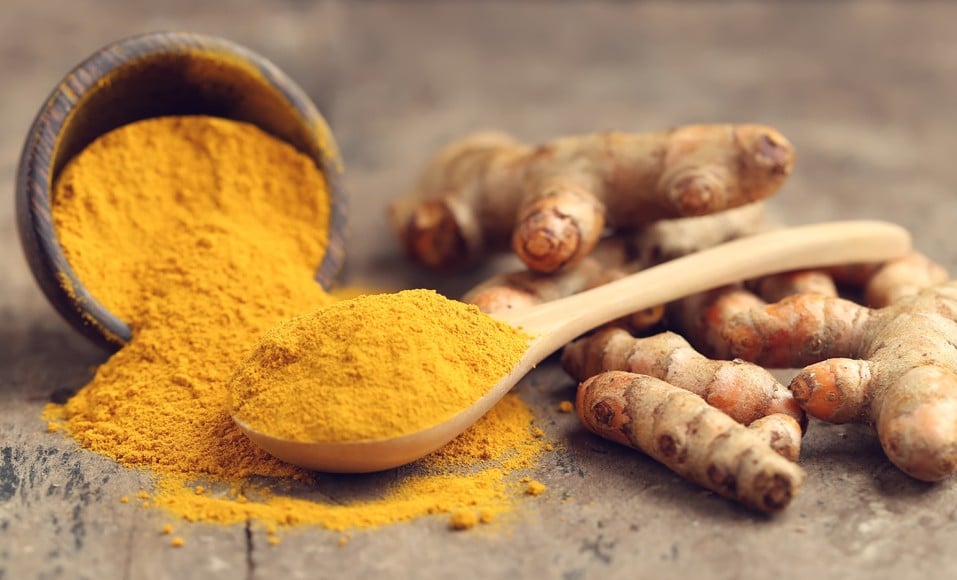 Préparation de soin au curcuma