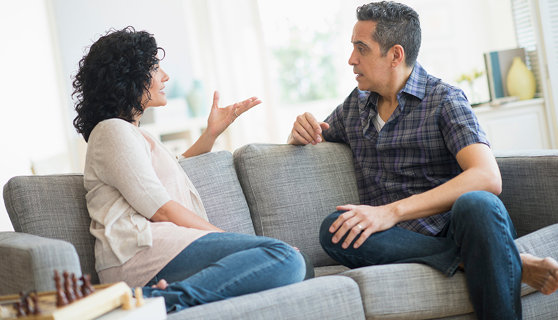 Les neuf indices discrets qui trahissent l’attachement secret d’une femme mariée pour un autre homme