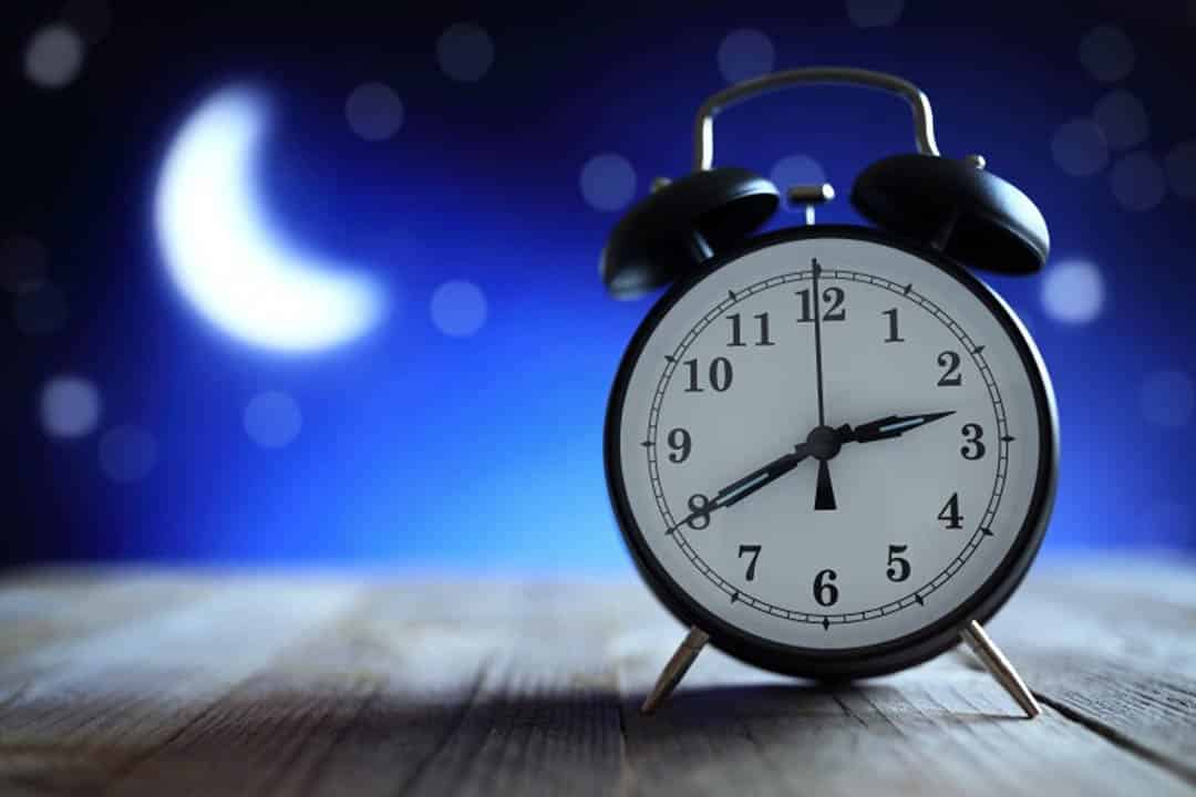 Insomnies récurrentes à 3h ou 4h du matin : le signal d'alarme de votre corps ?