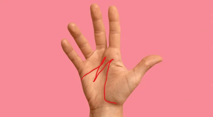 Ce signe en forme de M caché dans votre main révèlerait un don rare : avez-vous cette marque secrète ?