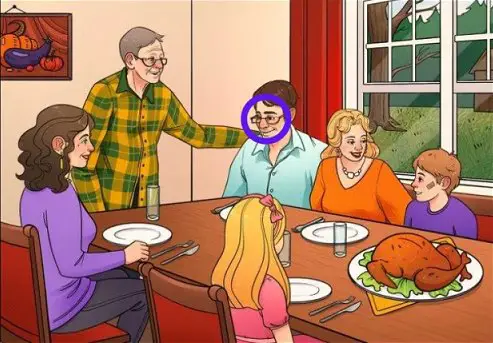 Ce détail discret sur cette photo de dîner familial met votre sens de l’observation à l’épreuve — le trouverez-vous en 15 secondes ?