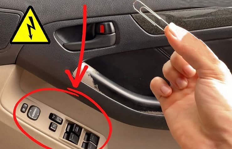 Trombone utilisé pour réparer une vitre électrique