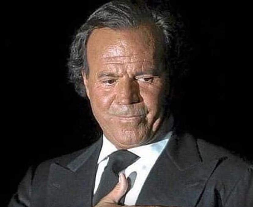 À 82 ans, Julio Iglesias s’est offert le plus beau des luxes : une vie discrète que personne n’imagine