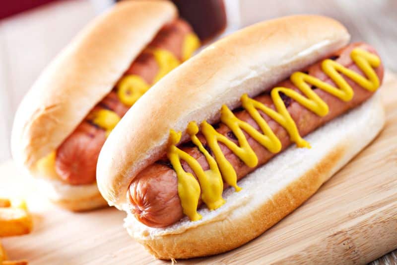 Ces 10 aliments du quotidien pointés du doigt par la science : lesquels éviter pour protéger sa santé ?
