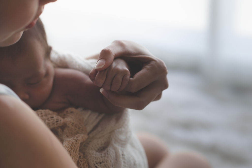 Il avait abandonné ses quadruplés à la naissance — trente ans plus tard, la science a mis fin au doute qui a brisé sa vie