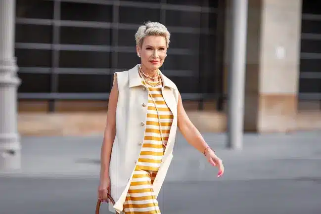 Exemple de coupe Mohawk Pixie moderne