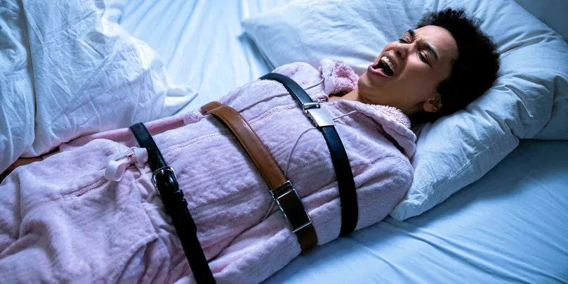 Immobilisé dans vos songes : pourquoi votre corps refuse-t-il d’obéir quand vous dormez ?