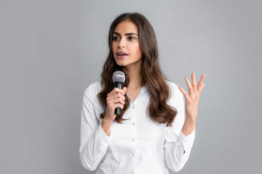 Les 7 signaux discrets que les hommes captent toujours chez une femme