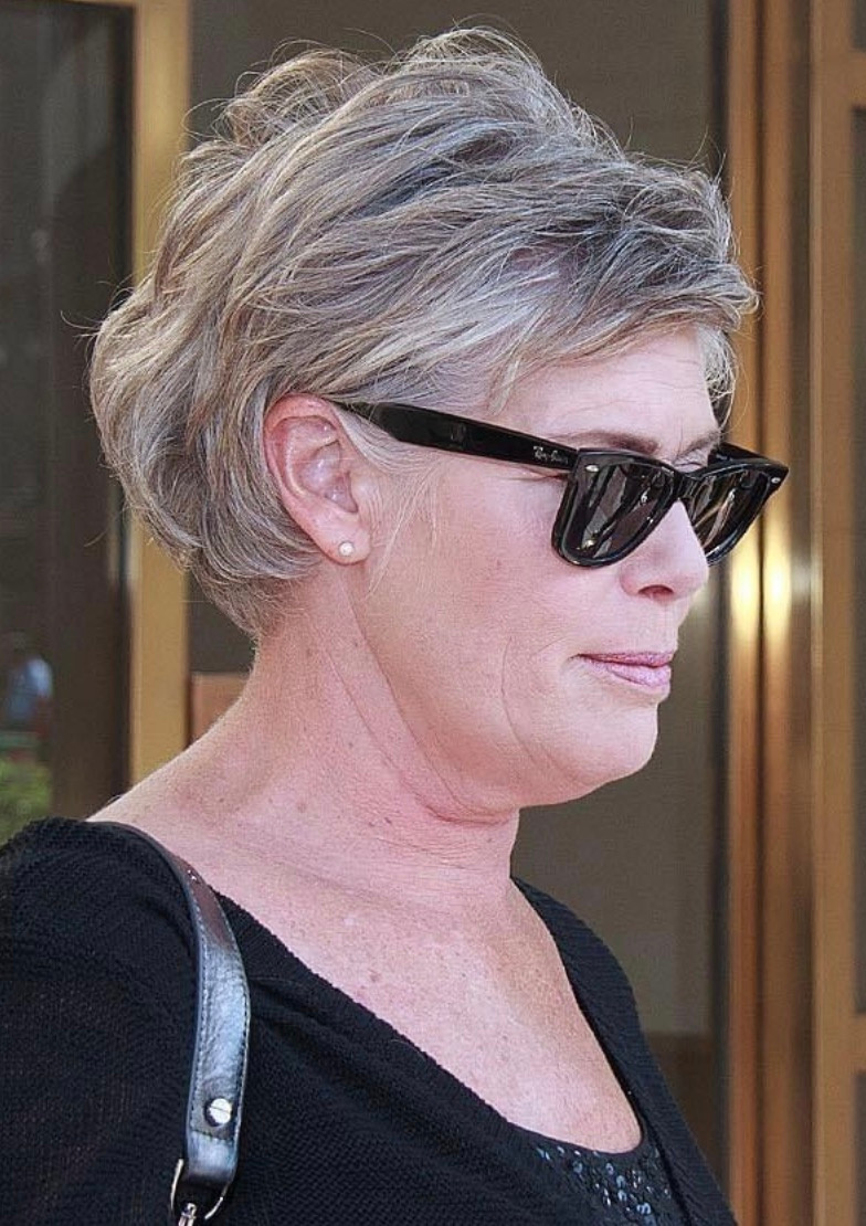 Elle fut l’un des visages les plus célèbres des années 80 et la compagne de Tom Cruise : trente-cinq ans plus tard, retour sur le destin singulier d’une actrice qui a préféré tout quitter.
