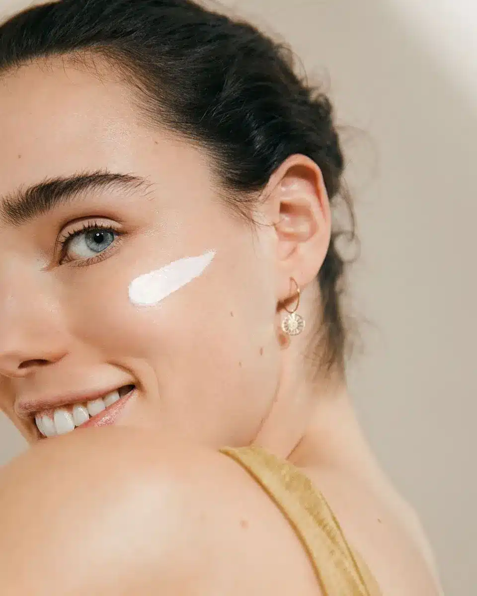 Comparaison de produits cosmétiques adaptés et inadaptés