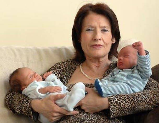Devenir mère à 66 ans : le destin tragique de Maria, critiquée pour avoir donné la vie à des jumeaux