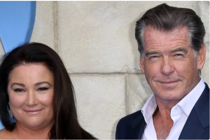 L’amour et la renaissance : la compagne de l’ex-James Bond sous le feu des projecteurs pour une tout autre raison