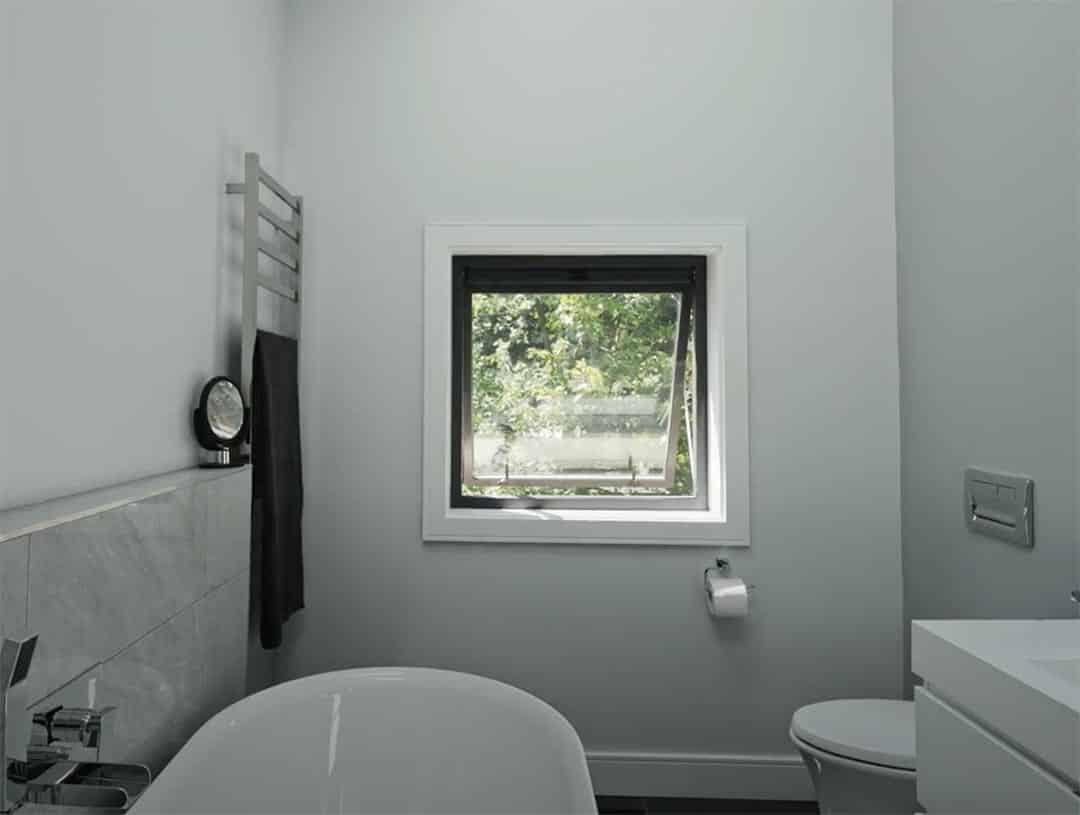 Salle de bain bien ventilée