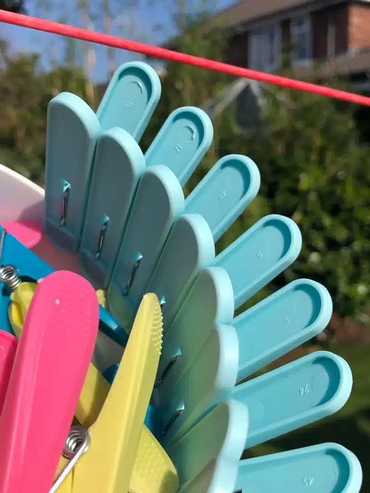 Pinces à linge numérotées