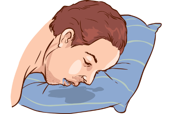 Votre oreiller est humide au réveil ? Ce que votre corps tente de vous dire