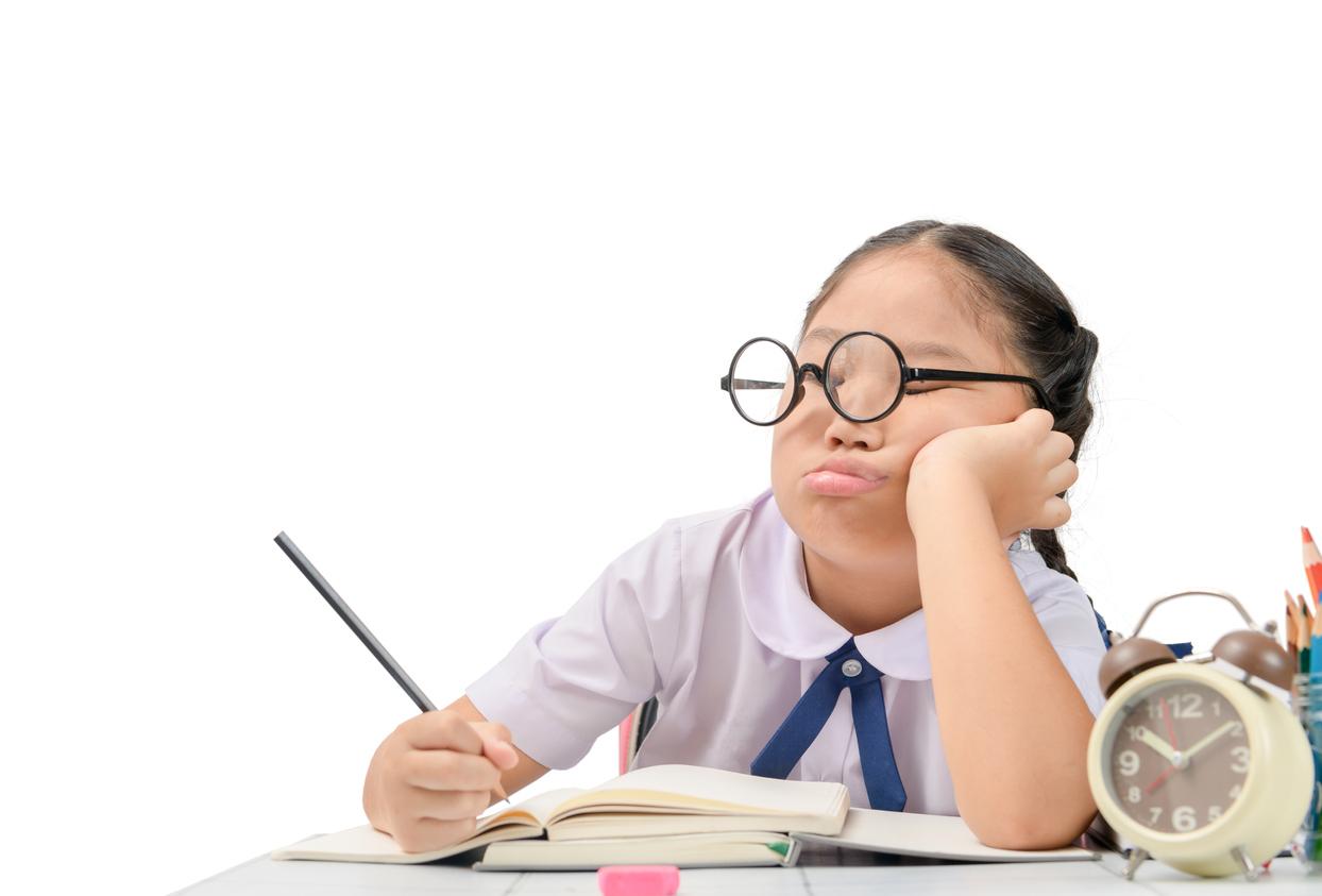 « Je n’y arrive pas » : ces trois phrases anodines que votre enfant répète pourraient cacher un TDAH, selon une neuropsychologue