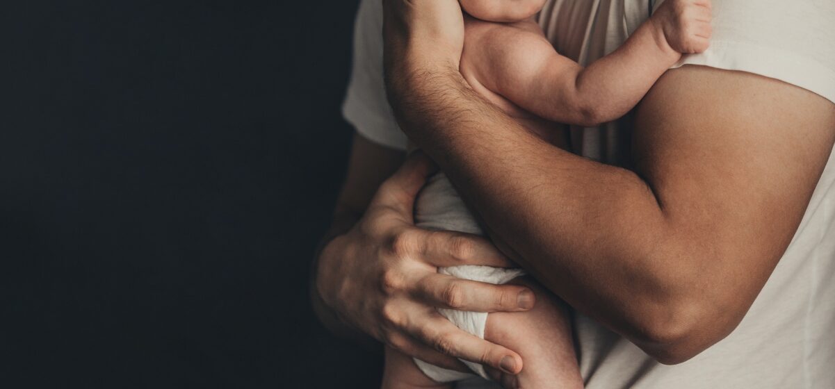 Photo d'un père et son enfant