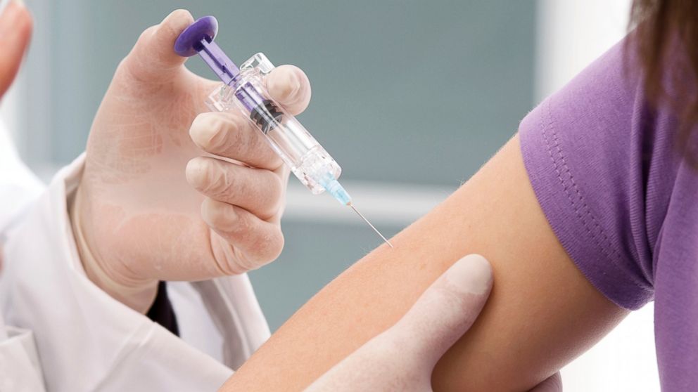Vaccin anti-Covid : ces effets secondaires rares qui pourraient s’étirer sur plusieurs années