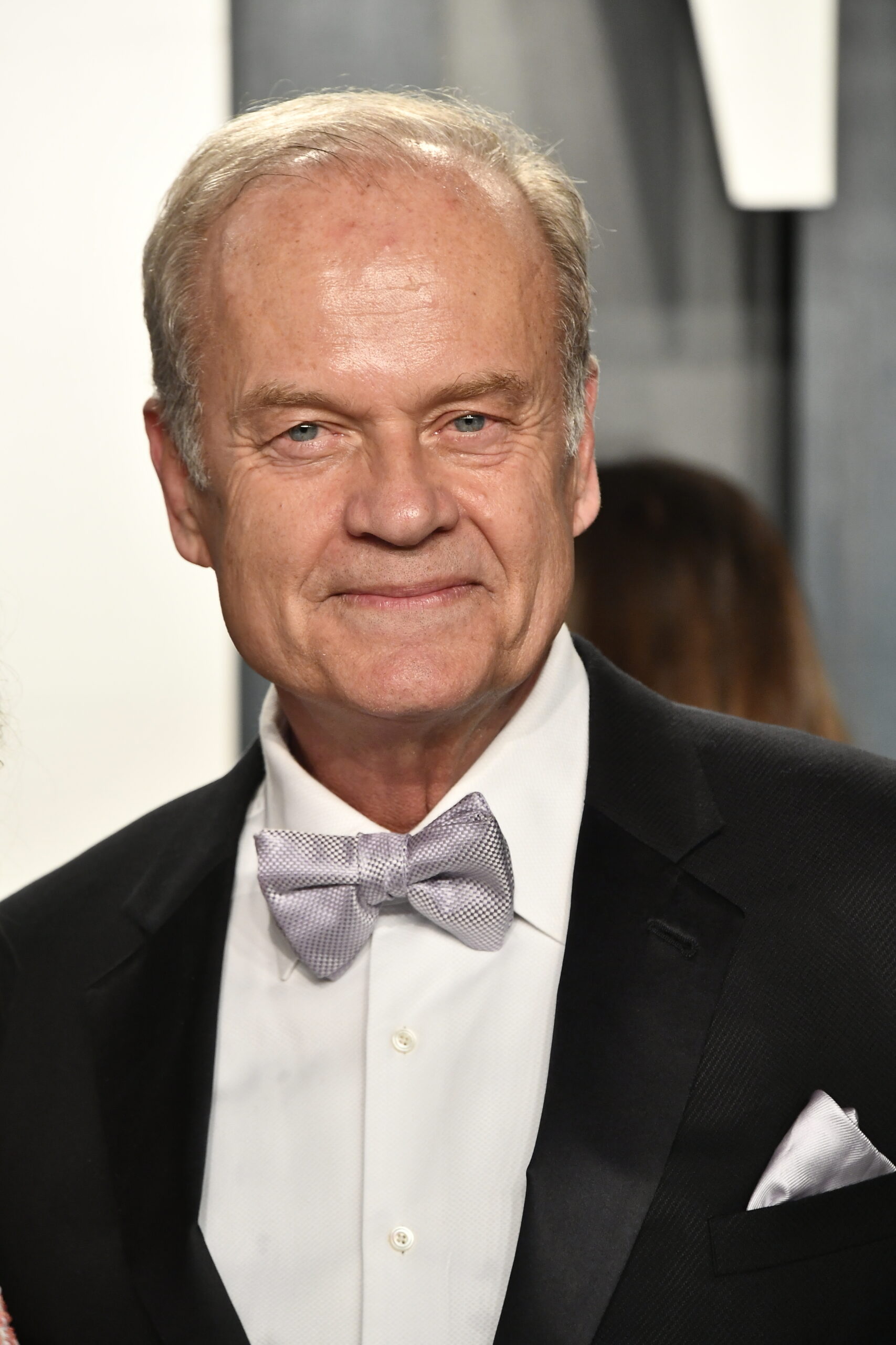 De l’ombre à la lumière : comment Kelsey Grammer a fait de son passé douloureux un moteur de renaissance