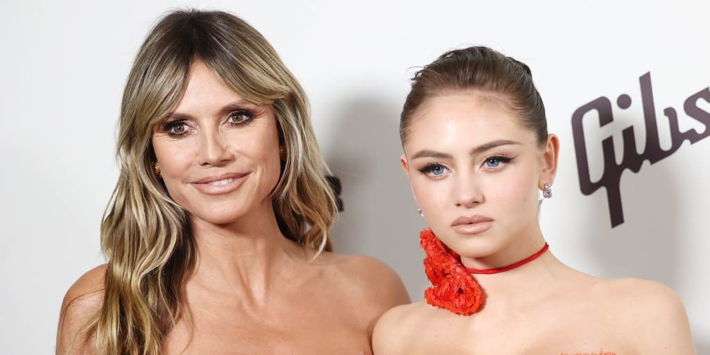 Leni Klum posant avec sa mère Heidi