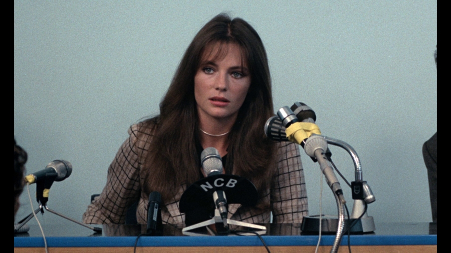 Jacqueline Bisset à 80 ans : retour sur le parcours libre et lumineux d’une légende discrète