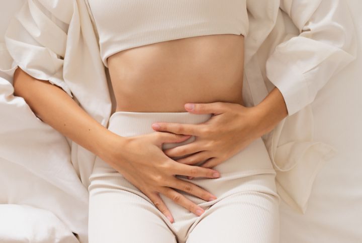 Vos pertes vaginales, un indicateur santé bien plus précieux que vous ne l'imaginez — apprenez à décoder leurs messages
