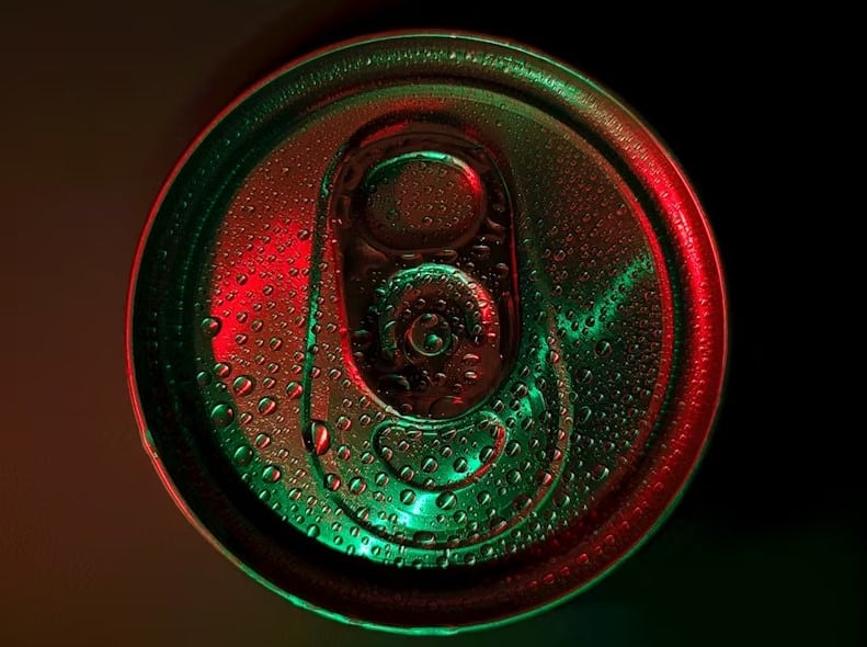Votre boisson préférée fragilise vos os en silence : ce que révèlent les études