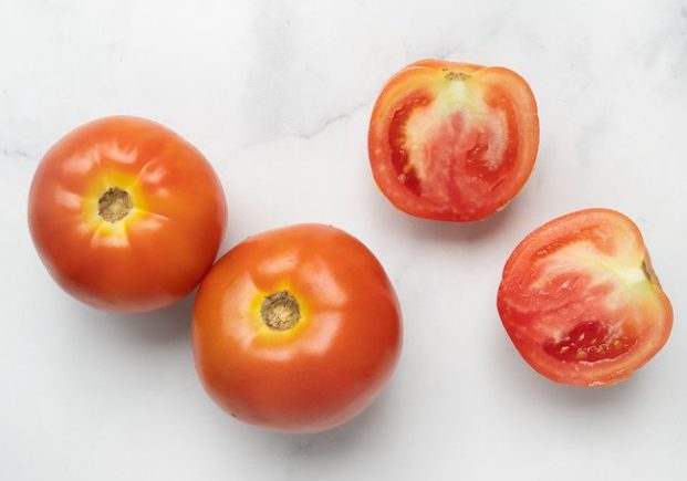 Tomates : 4 astuces simples pour repérer celles qui ont mûri au soleil