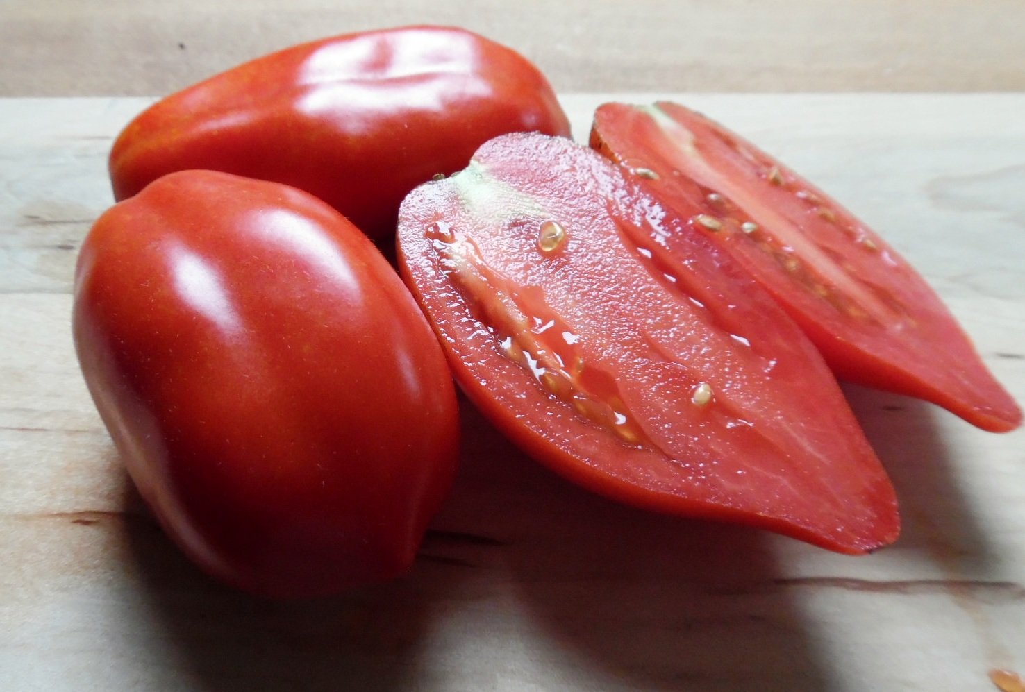 Gardez vos tomates savoureuses jusqu'à 2 ans sans une goutte de vinaigre : le secret de conservation qui change tout