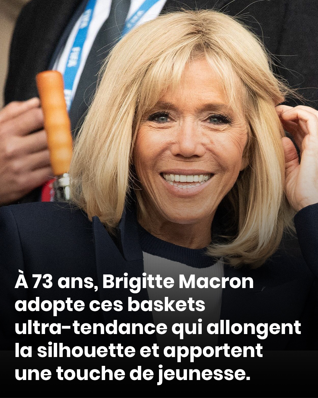 À 73 ans, Brigitte Macron adopte ces baskets ultra-tendance qui allongent la silhouette et apportent une touche de jeunesse