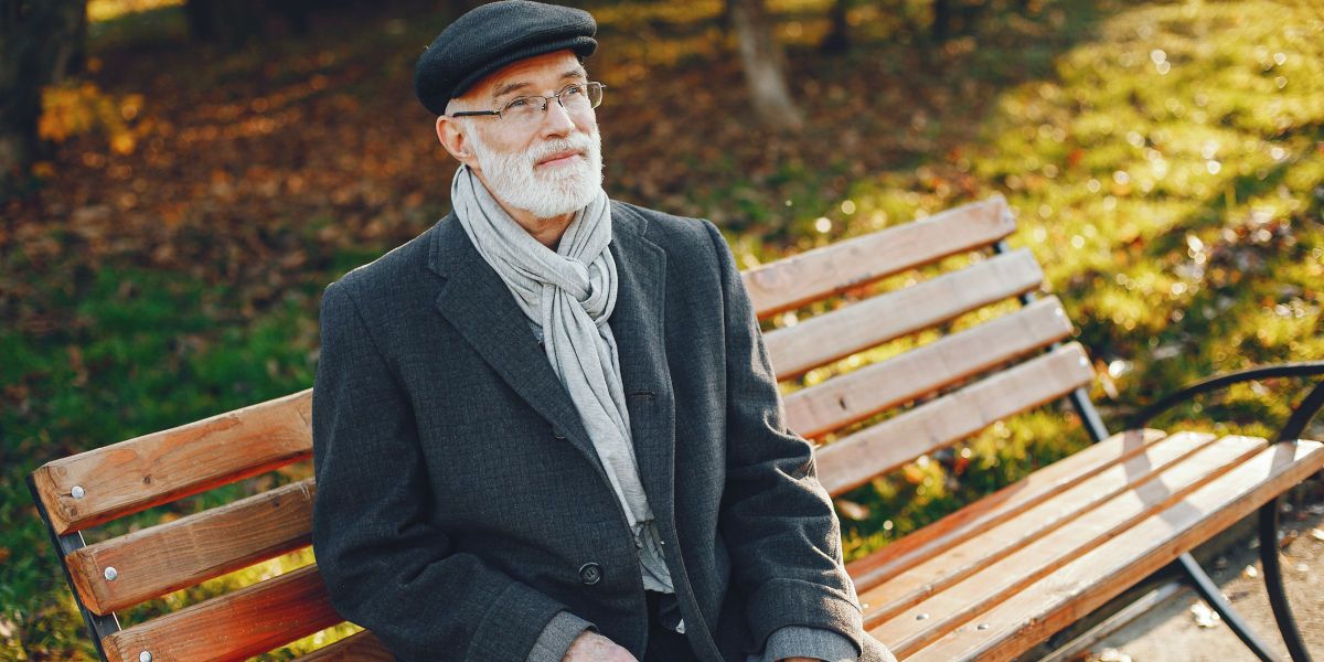 Il m’a légué un secret vieux de quarante ans en mourant : ce que j’ai déterré sous son pommier a pulvérisé mon passé