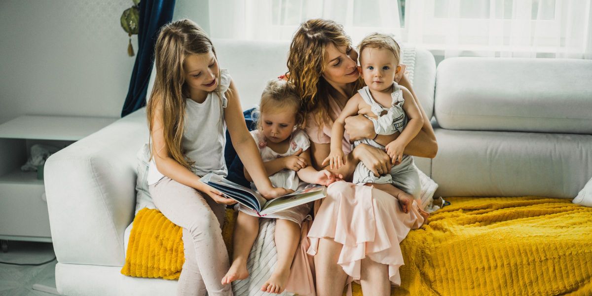 Quinze ans à élever les filles de mon frère disparu : son retour inattendu et une enveloppe à ne surtout pas ouvrir devant elles