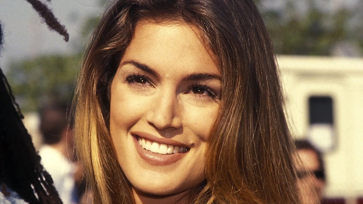 À 59 ans, Cindy Crawford réécrit les règles du temps : le parcours d'une muse intemporelle