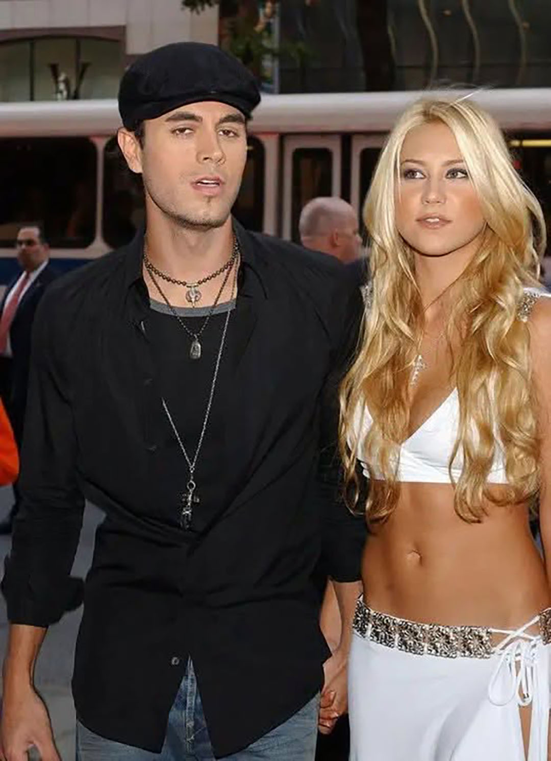 Anna Kournikova, 44 ans, aperçue en fauteuil roulant avec ses filles : que lui est-il arrivé et à quoi ressemblent-elles aujourd’hui ?