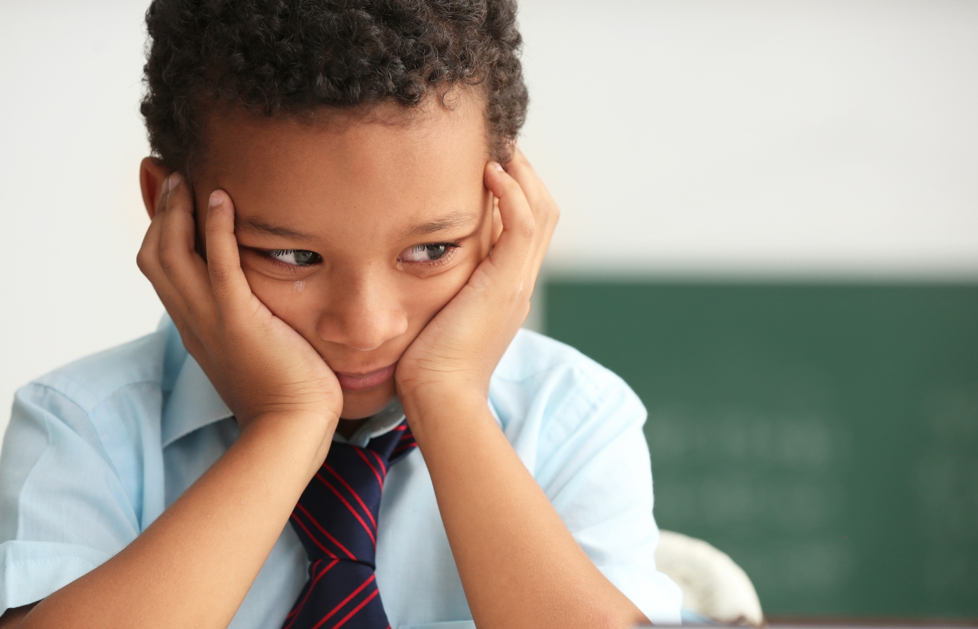 « Je n’y arrive pas » : ces trois phrases anodines que votre enfant répète pourraient cacher un TDAH, selon une neuropsychologue