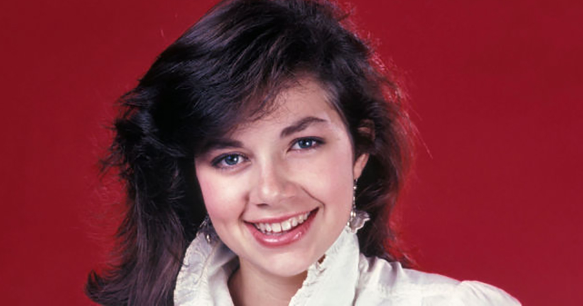 Elle faisait rêver l’Amérique des eighties : que devient l’icône qui a choisi de vieillir sans complexe ?