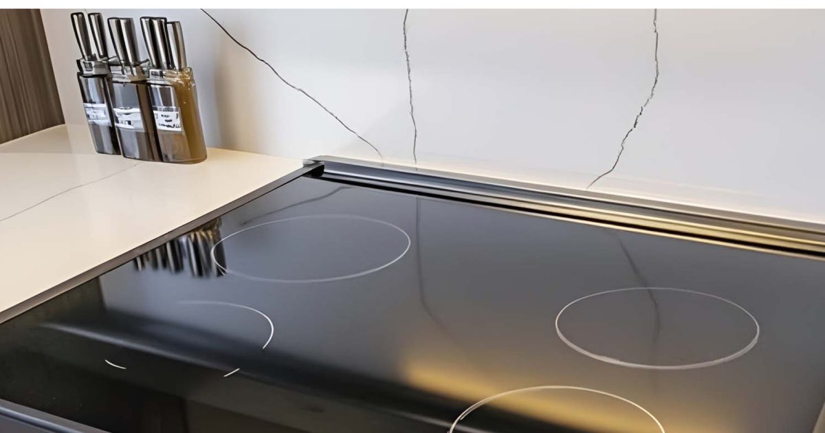 Comment nettoyer efficacement les plaques de cuisson en vitrocéramique sans les rayer