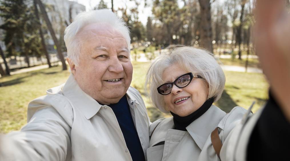 Quatre raisons qui expliquent pourquoi peu de seniors dépassent le cap des 80 ans
