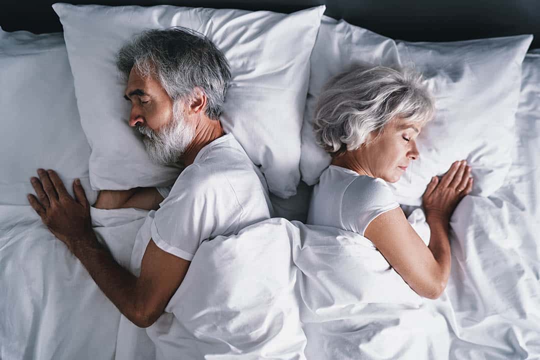 Lits jumeaux après la cinquantaine : une solution gagnante pour le couple ?