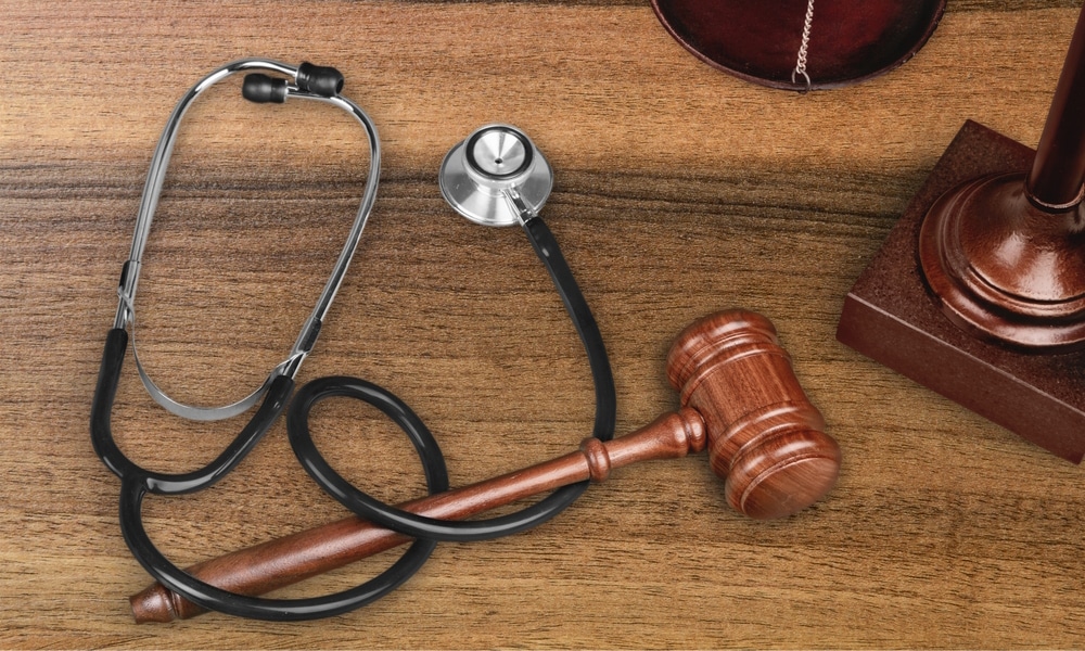 Parents et enfant à l'hôpital