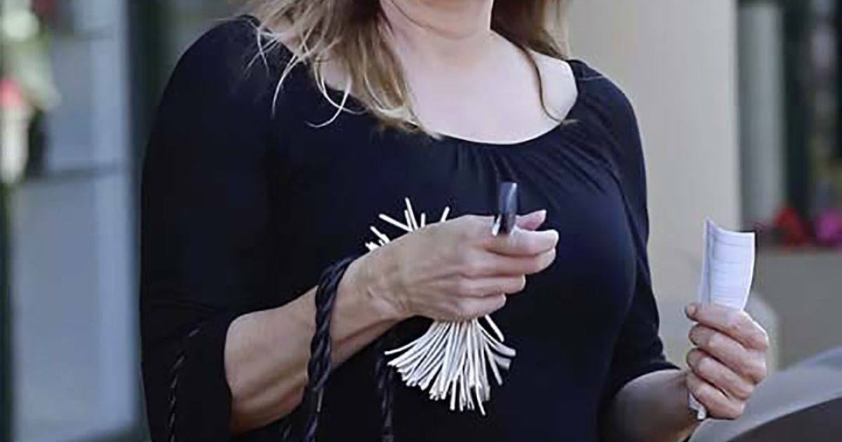 Dans les années 80, elle incarnait une véritable icône de beauté et comptait parmi les actrices les plus en vogue