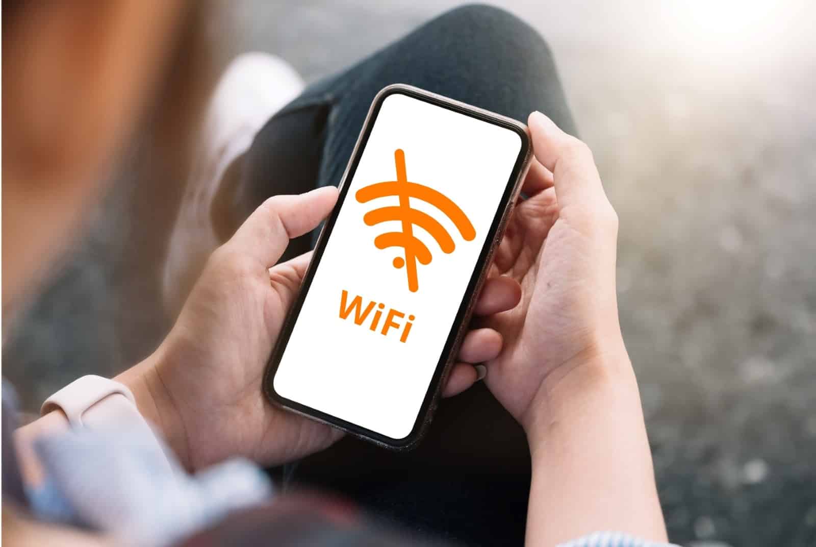 Le réflexe sécurité à adopter avant de franchir votre porte : couper le Wi-Fi de votre mobile