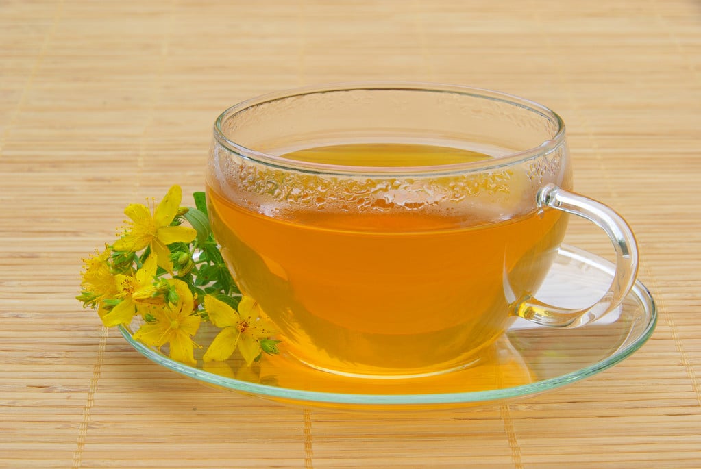 Préparation de tisane maison