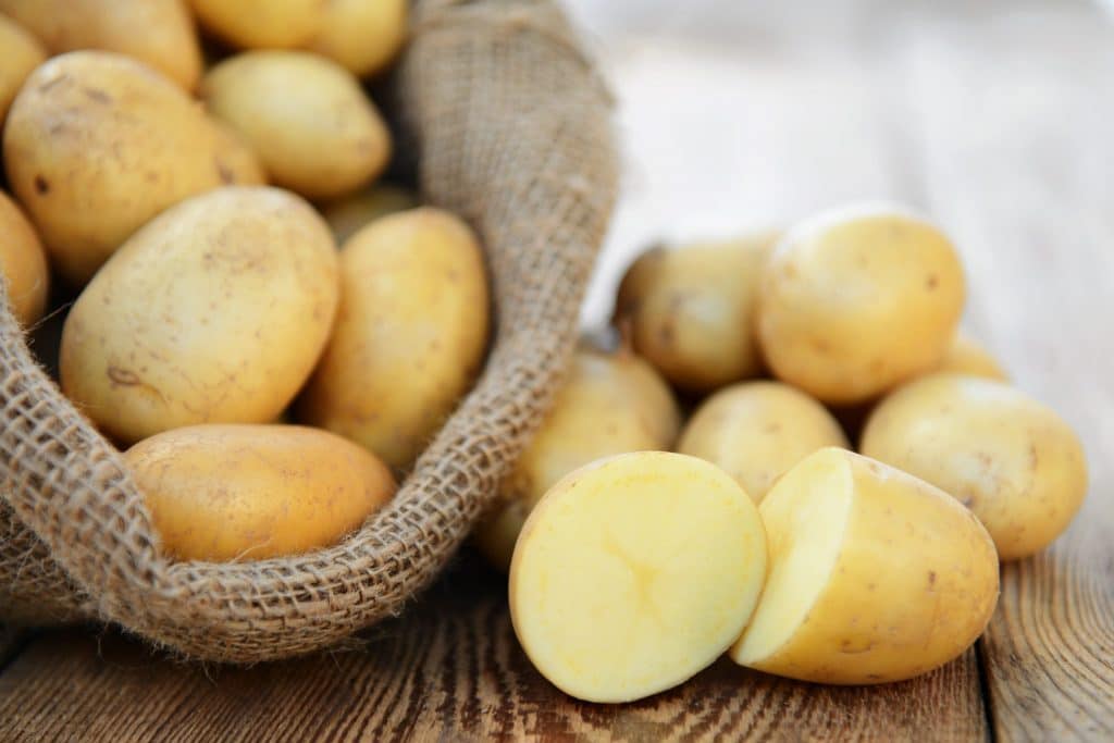 Adieu les pommes de terre qui germent : 3 secrets de conservation qui marchent vraiment