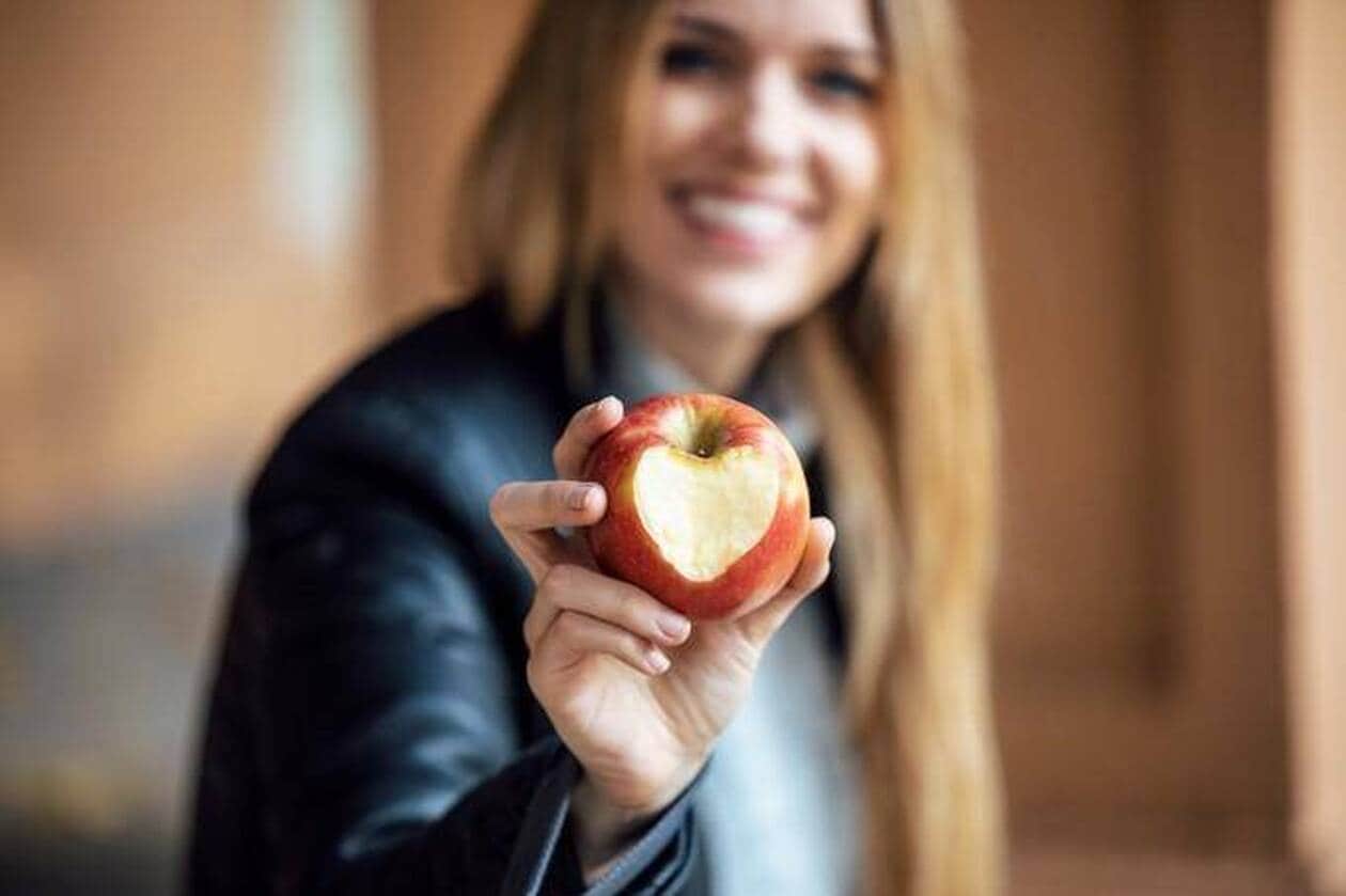 Pommes en excès : ce que votre corps risque vraiment quand vous en consommez plusieurs par jour