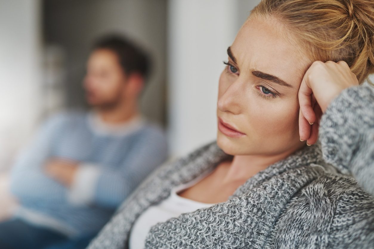 8 sensations intérieures qui révèlent qu’une femme a cessé d’aimer