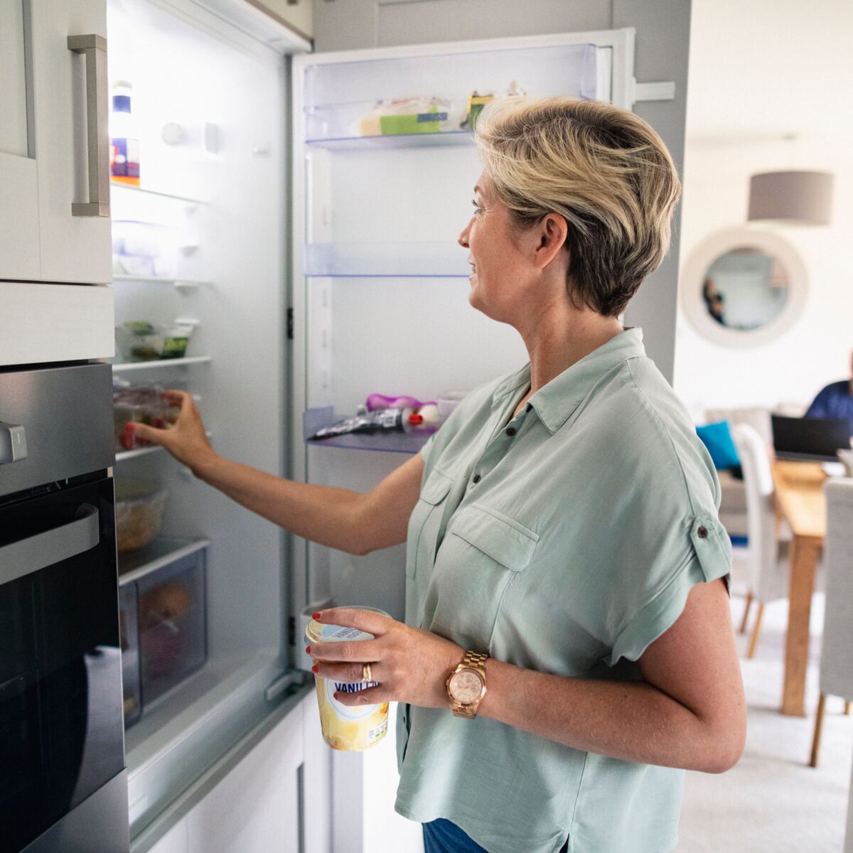 Dégivrez votre congélateur sans le couper du courant : la technique imparable pour dire adieu au givre