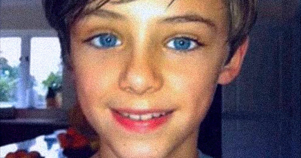 Il y a des années, on le surnommait « le plus beau garçon du monde ». Voici à quoi il ressemble aujourd’hui, à 22 ans