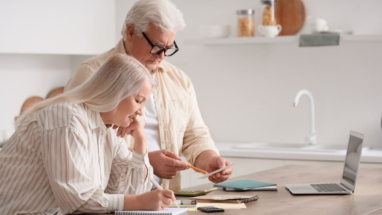Pension de retraite : à partir de quel montant mensuel êtes-vous considéré comme un senior très aisé en 2026 ?